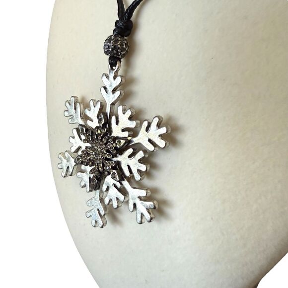 J. Jill Rhinestone Snowflake Pendant Necklace Reversible Adjustable Cord Rustic - Picture 7 of 16